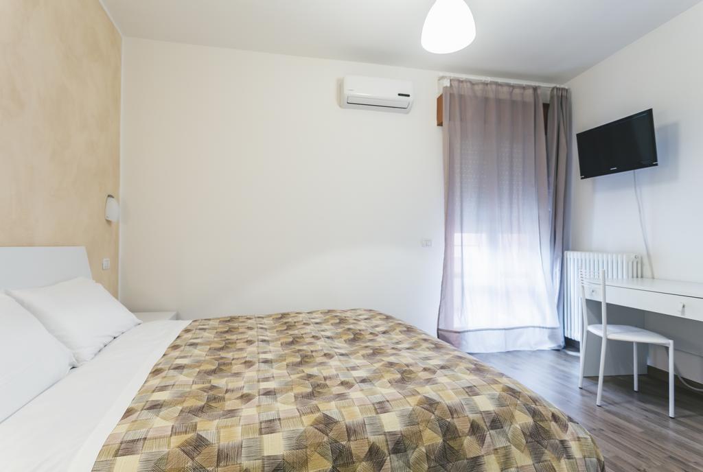 La Postale Bed & Breakfast San Salvo Exterior foto