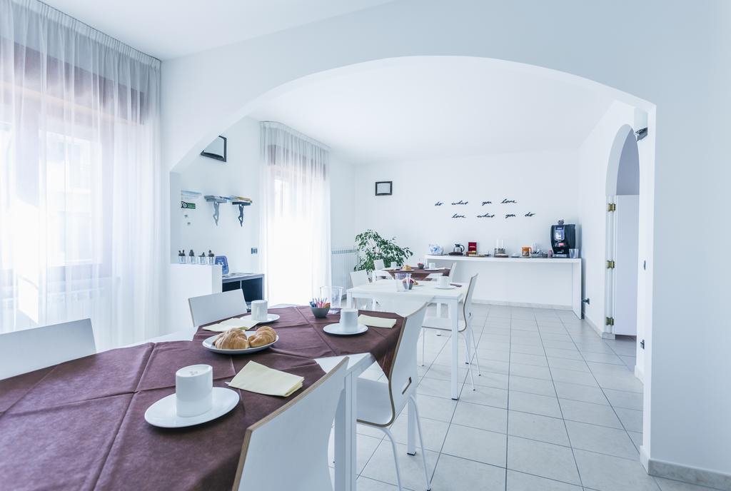 La Postale Bed & Breakfast San Salvo Exterior foto